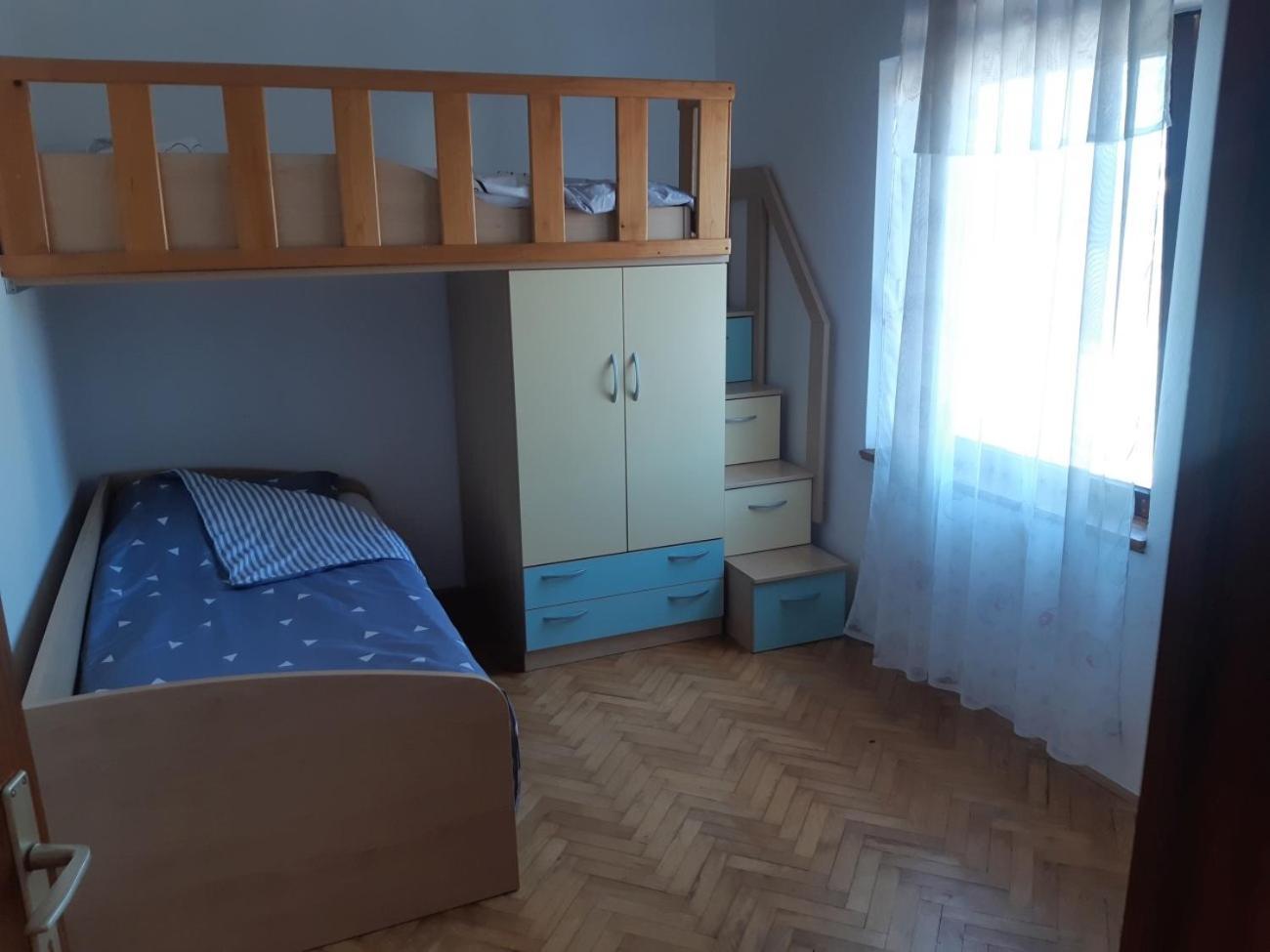 Apartment Marija Pula Bagian luar foto